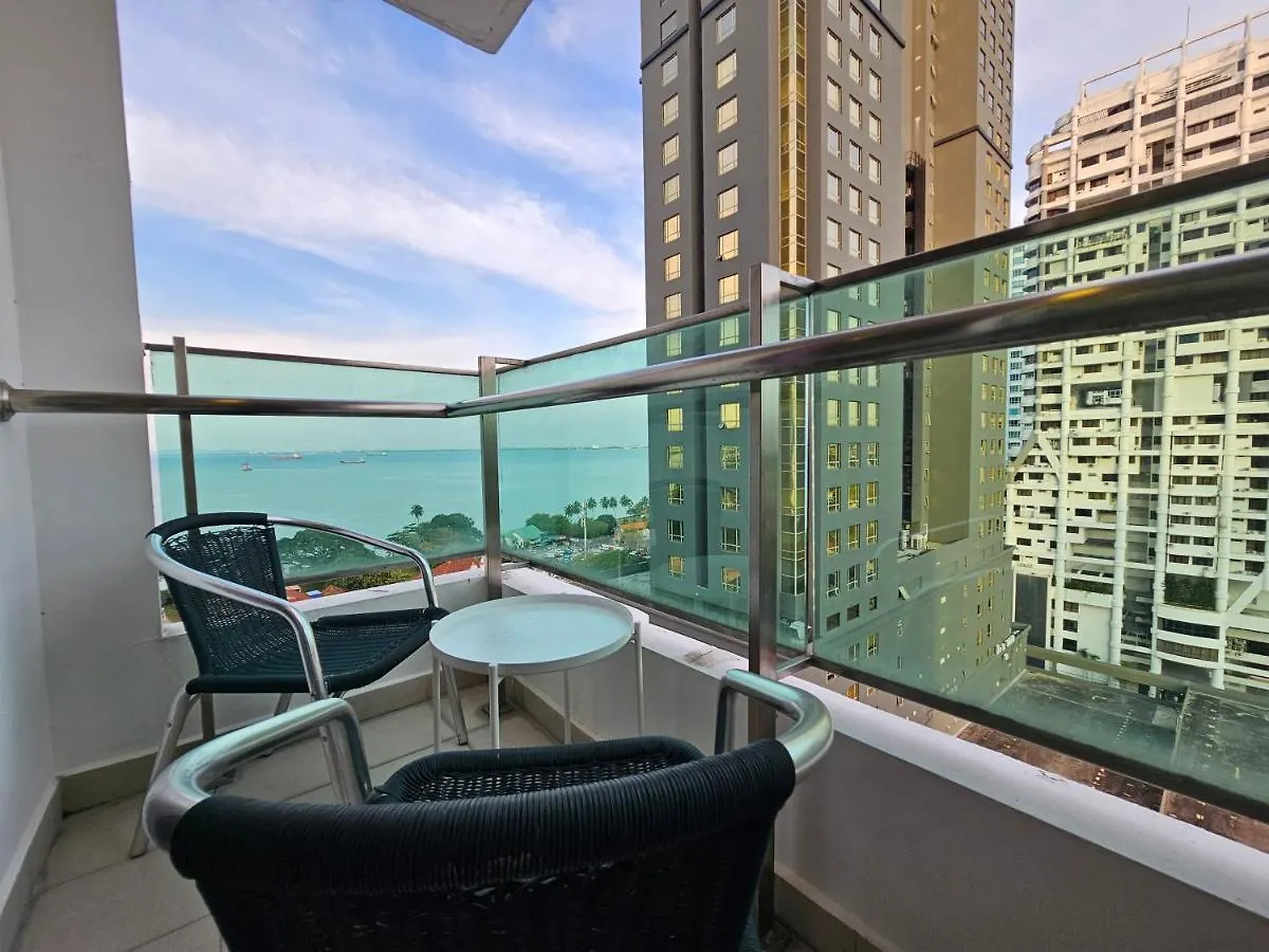 Rooms At Mansion One, Shared Apartment Only George Town Privat bolig
