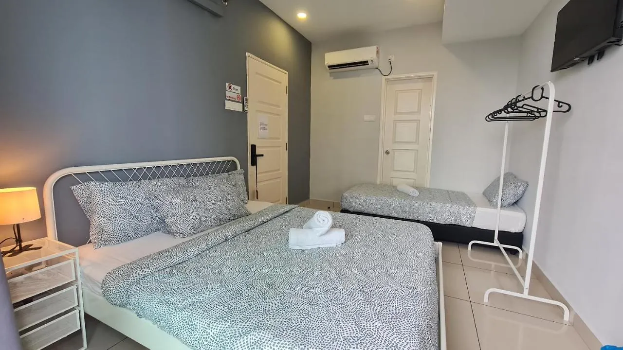 Rooms At Mansion One, Shared Apartment Only George Town 0*,