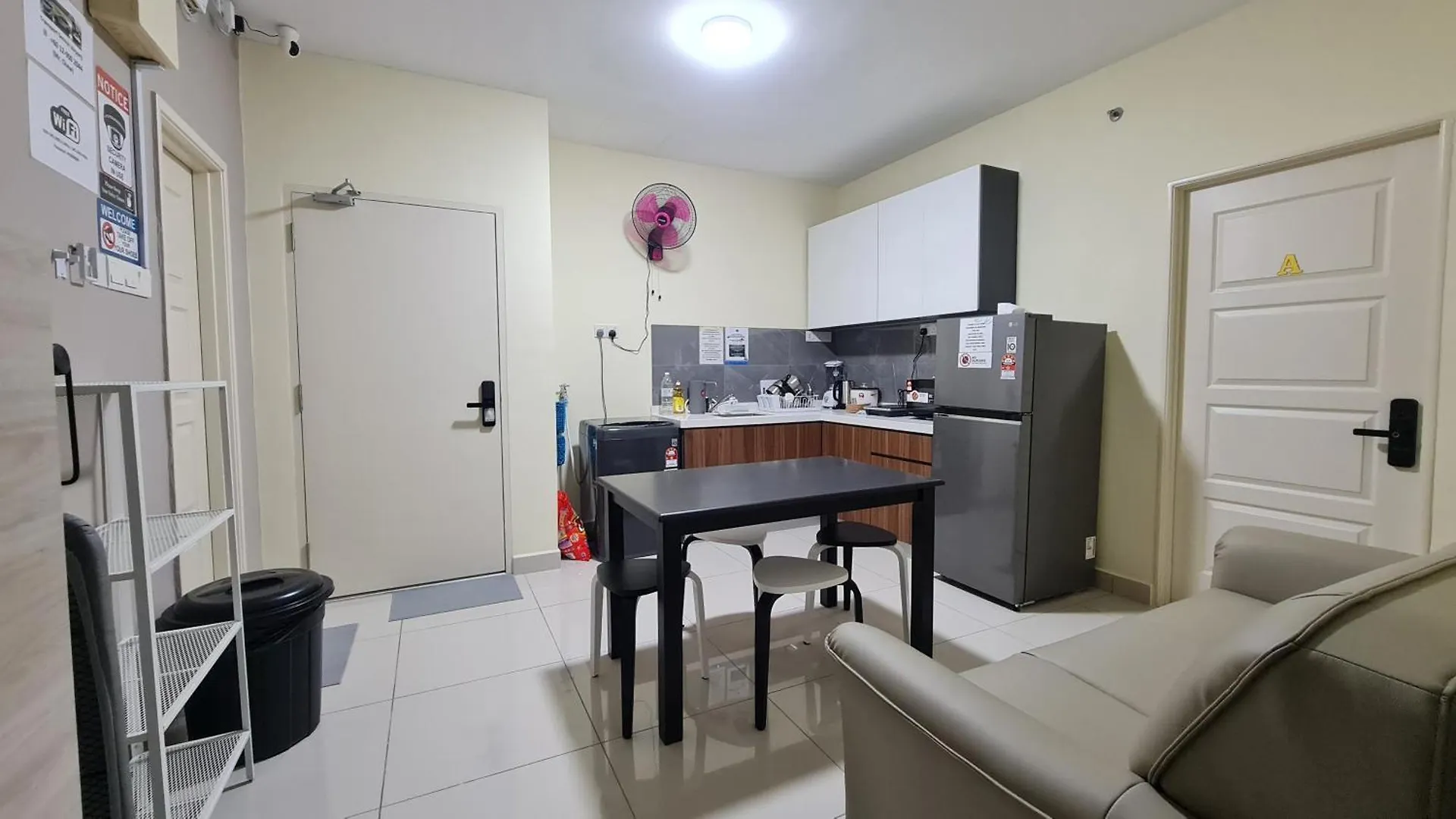 Privat bolig Rooms At Mansion One, Shared Apartment Only George Town
