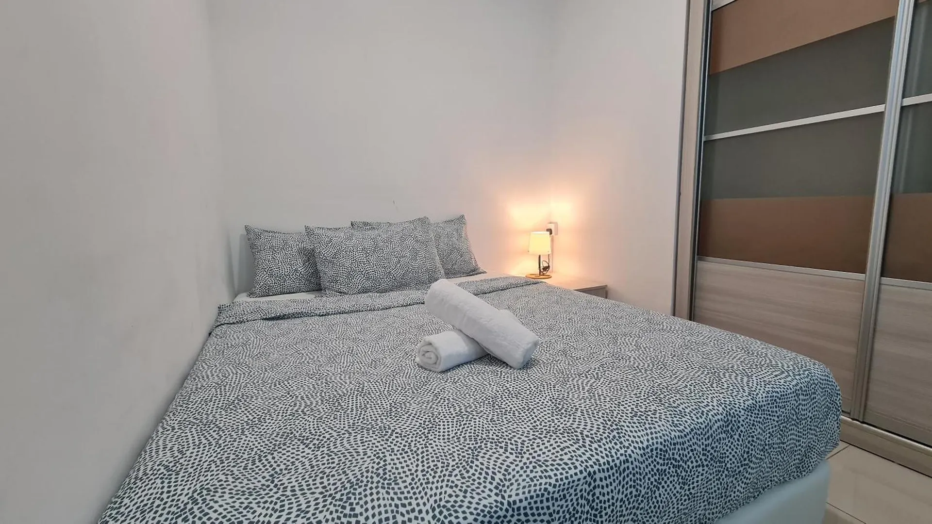Rooms At Mansion One, Shared Apartment Only George Town 0*,