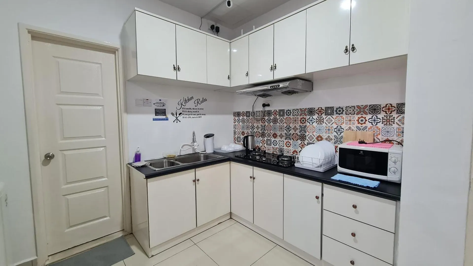 Rooms At Mansion One, Shared Apartment Only George Town 0*,  Malaysia